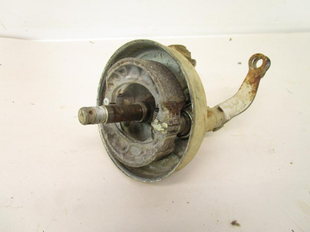 85 Honda TRX 125 Fourtrax Right Steering Knuckle Brake Panel 51210-VM6-000 1985