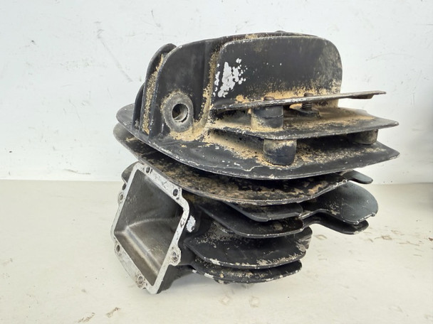 1986 Kawasaki KDX 200 Cylinder Jug and Head Cover 11005-1530 11001-1260