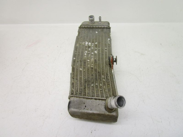 03 Honda XR 650R 650 R  Left Radiator *Bent* 19015-MBN-670