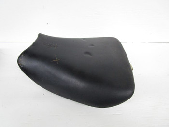 。 95 96 97 Kawasaki Ninja ZX6R F Front Driver Seat 53001-1770