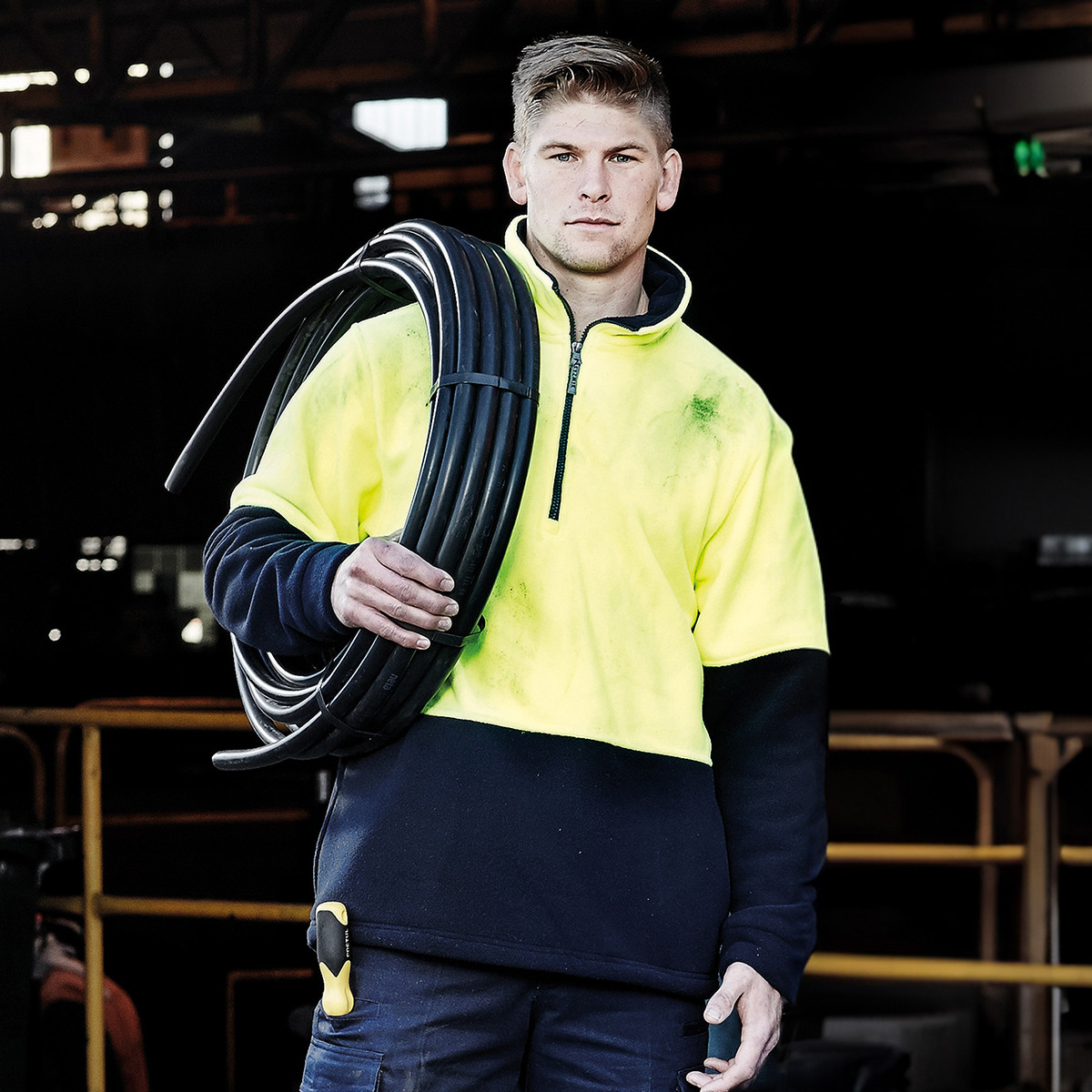 ZT460 - Unisex Hi Vis Half Zip Fleece Jumper