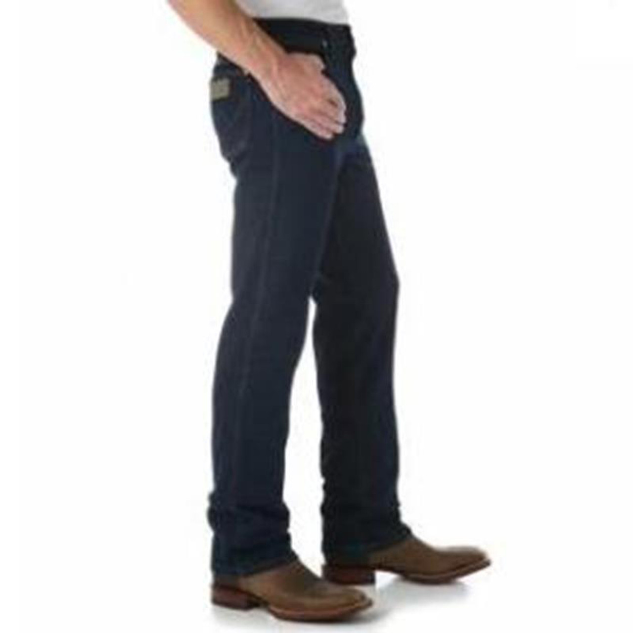 Wrangler® Cowboy Cut® Bootcut Stretch Regular Fit Jean