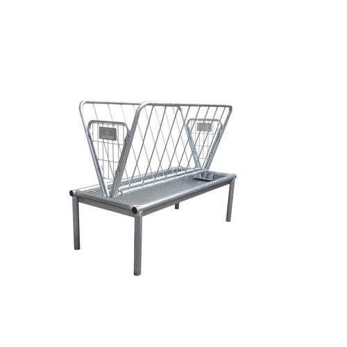 Rugged Ranch Mini Pasture Feeder