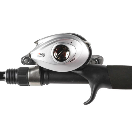 Quantum Invade Baitcast Reel and Fishing Rod Combo, 6'6 IM6 Graphite 1-Piece  Rod with Comfortable Split-Grip EVA Handle, 5 Bearings (4 + Continuous  Anti-Reverse Clutch), Gray/Red