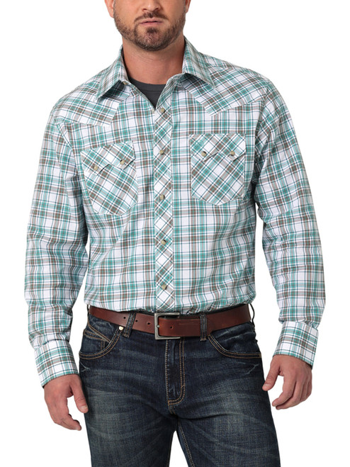 Wrangler Men's Retro Long Sleeve Sawtooth Snap Pocket Western Shirt in Turquoise