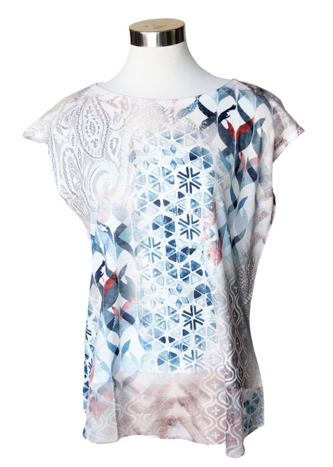 Keren Hart Womens Floral White and Blue Short Sleeve Shirt