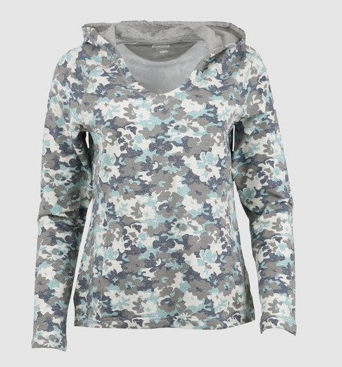 Noble Outfitters Womens Floral Camo Pullover