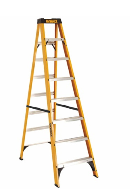 DeWALT 8' Step Ladder