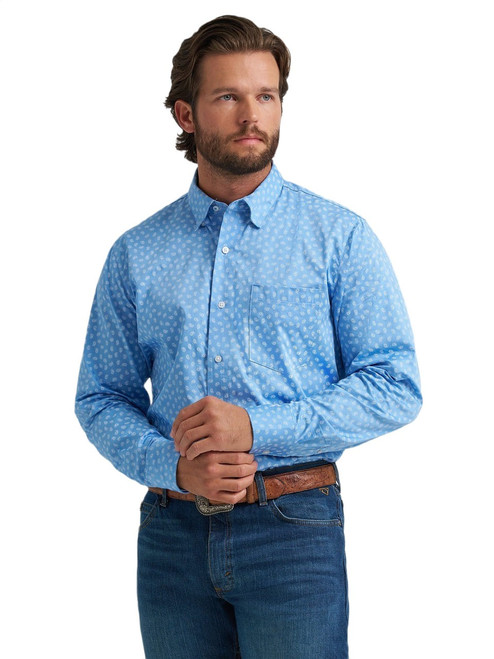 Wrangler Mens Cody Johnson Blue Paisley Print Long Sleeve Button Up Shirt