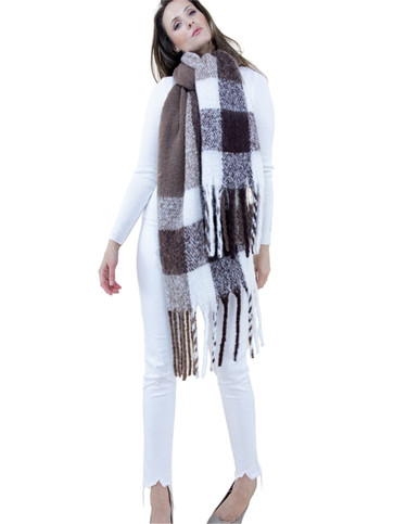 iScarf Women's Brown & White Waffle Print Fringed Fuzzy Scarf