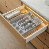7-Section Extendable Plastic Cutlery Tray Organiser