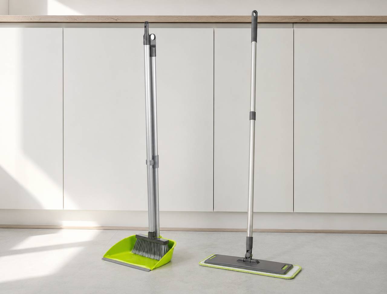 Mops, Brooms & Dustpans