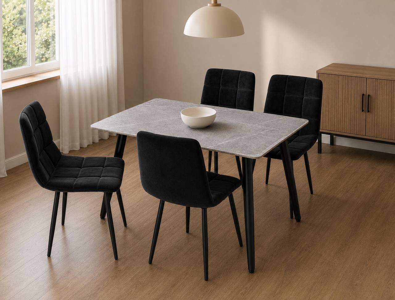 Dining Tables & Sets