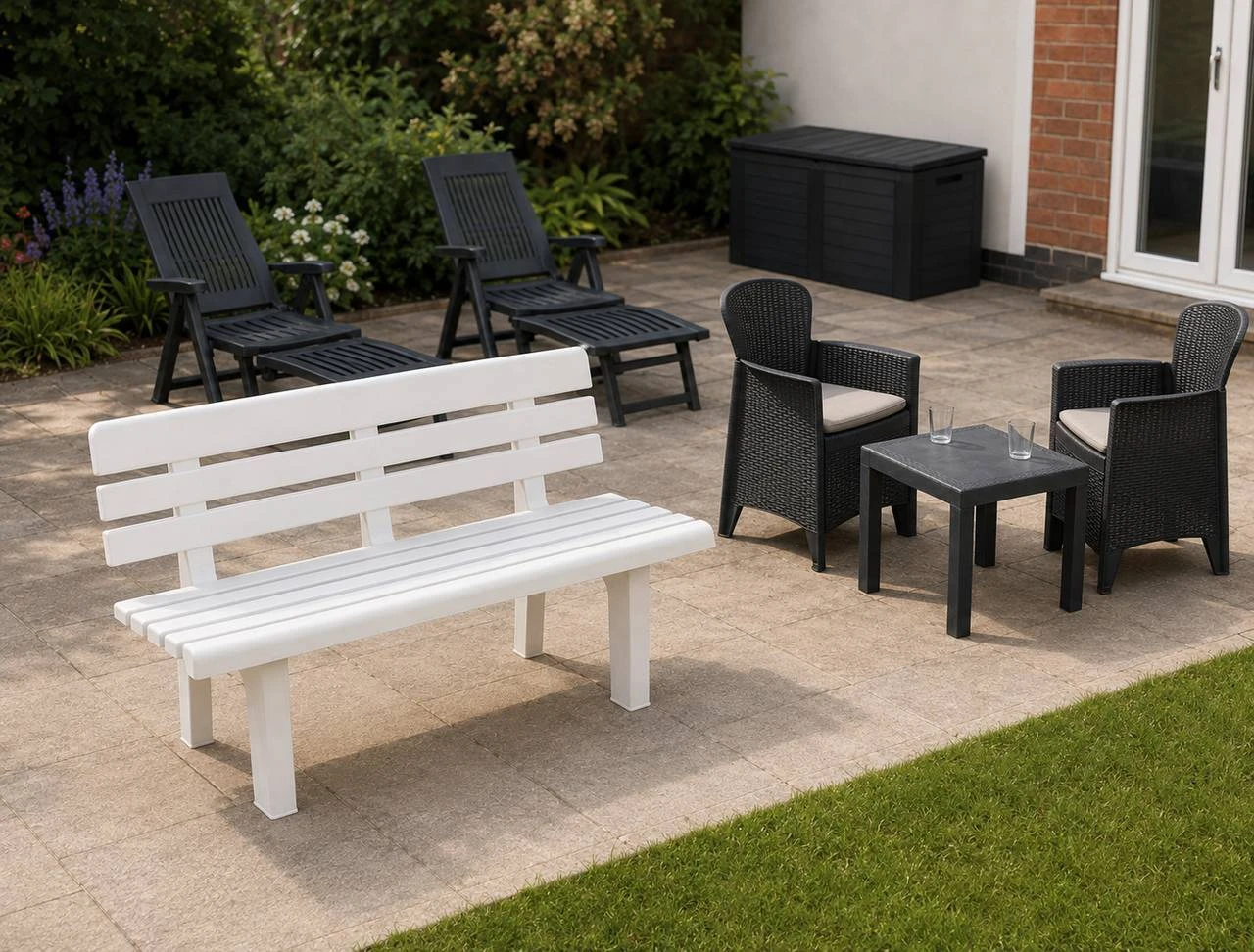 Garden Furniture & Storage