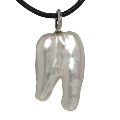 A Unique Angel Wing Pearl