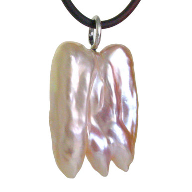 A Unique Angel Wing Pearl-1