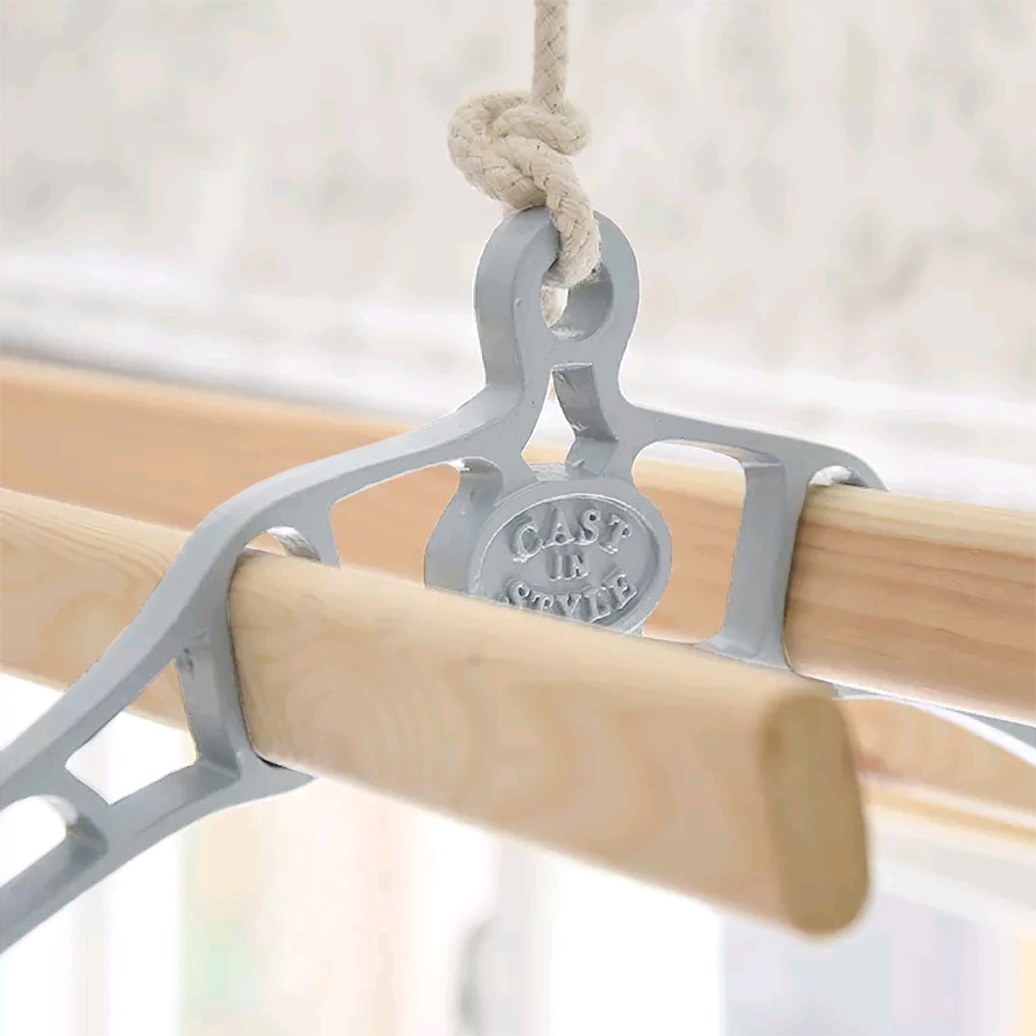 Cast In Style Victorian Style 4 Slat Heritage Cast Iron Ceiling