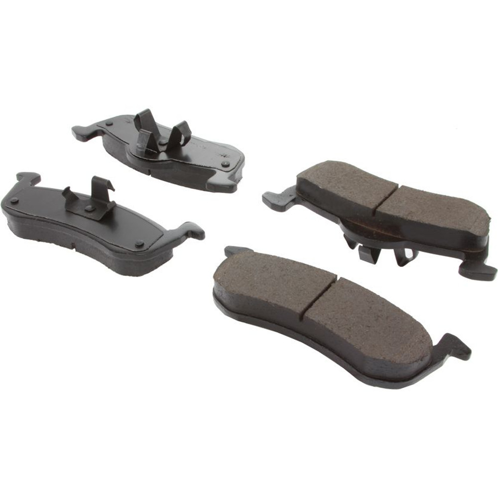 StopTech 308.12790 Street Rear Brake Pads, Ford Expedition 07-17, Lincoln MKT 13-19, Navigator 07-17