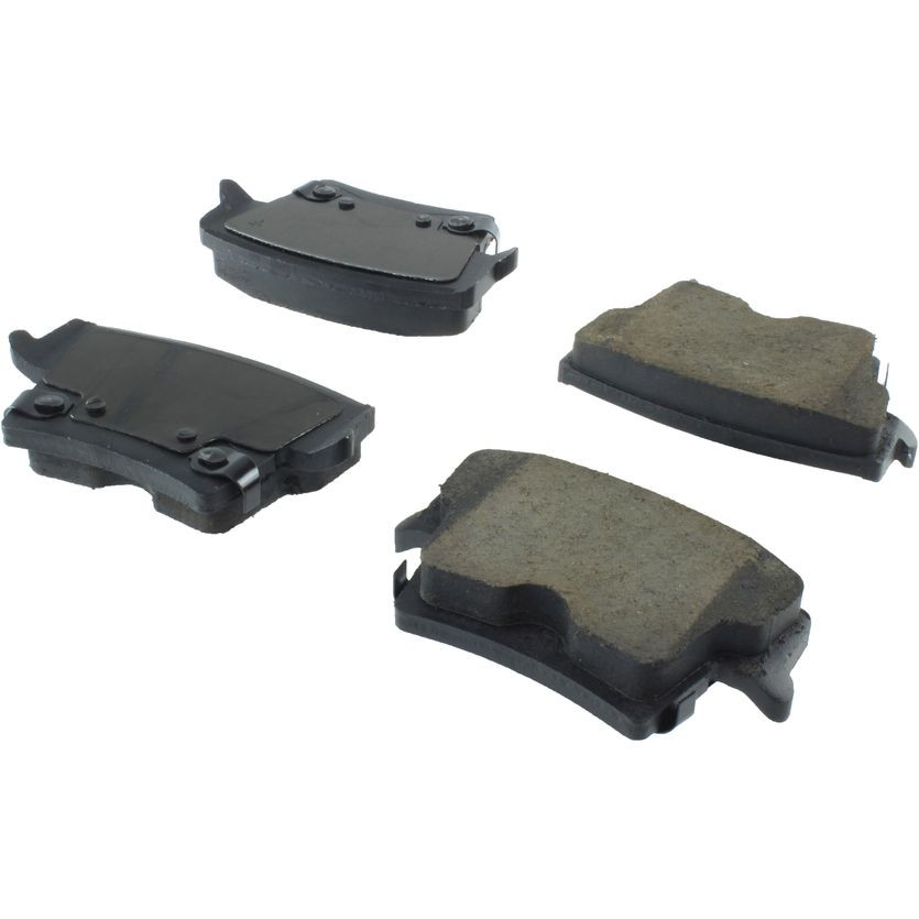 StopTech 308.10570 Street Front Brake Pads, Chrysler 300 2005-2019, Dodge Challenger 2009-2019, Dodge Charger 2006-2019, Dodge Magnum 2005-2008