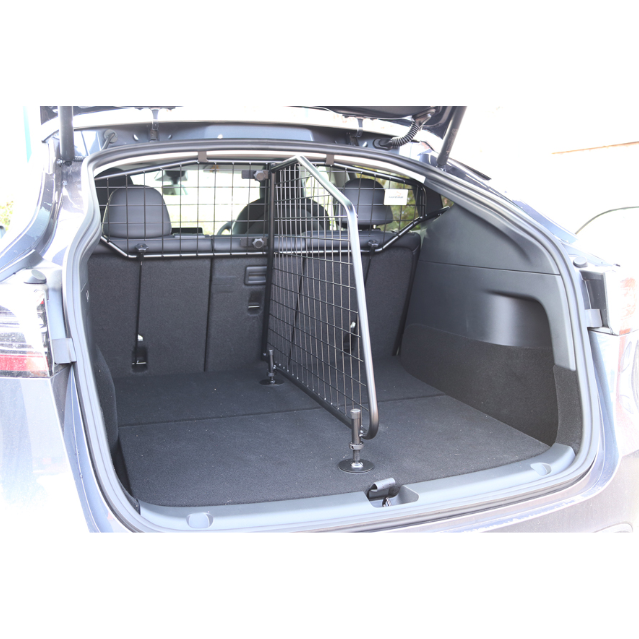 Guardsman Dog Guard and Divider Bundle, Tesla Model Y 2021-2025