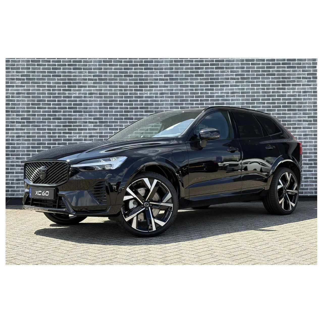 Genuine Volvo XC60 Black Edition Front Hood Grille, MY2026+ - ViVA