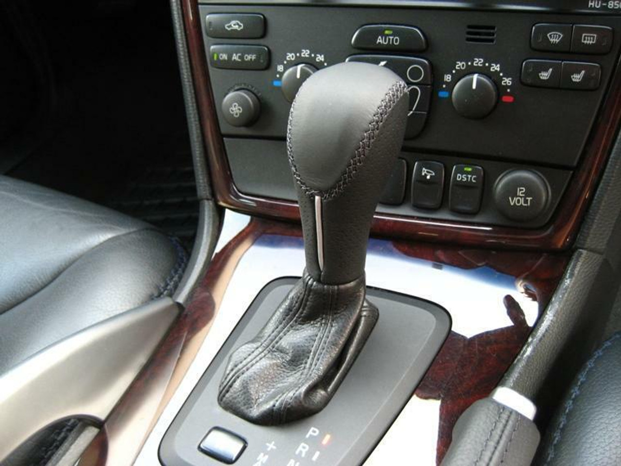 Genuine Volvo Gear Shift Knob, Soft Leather/Perforated, Automatic