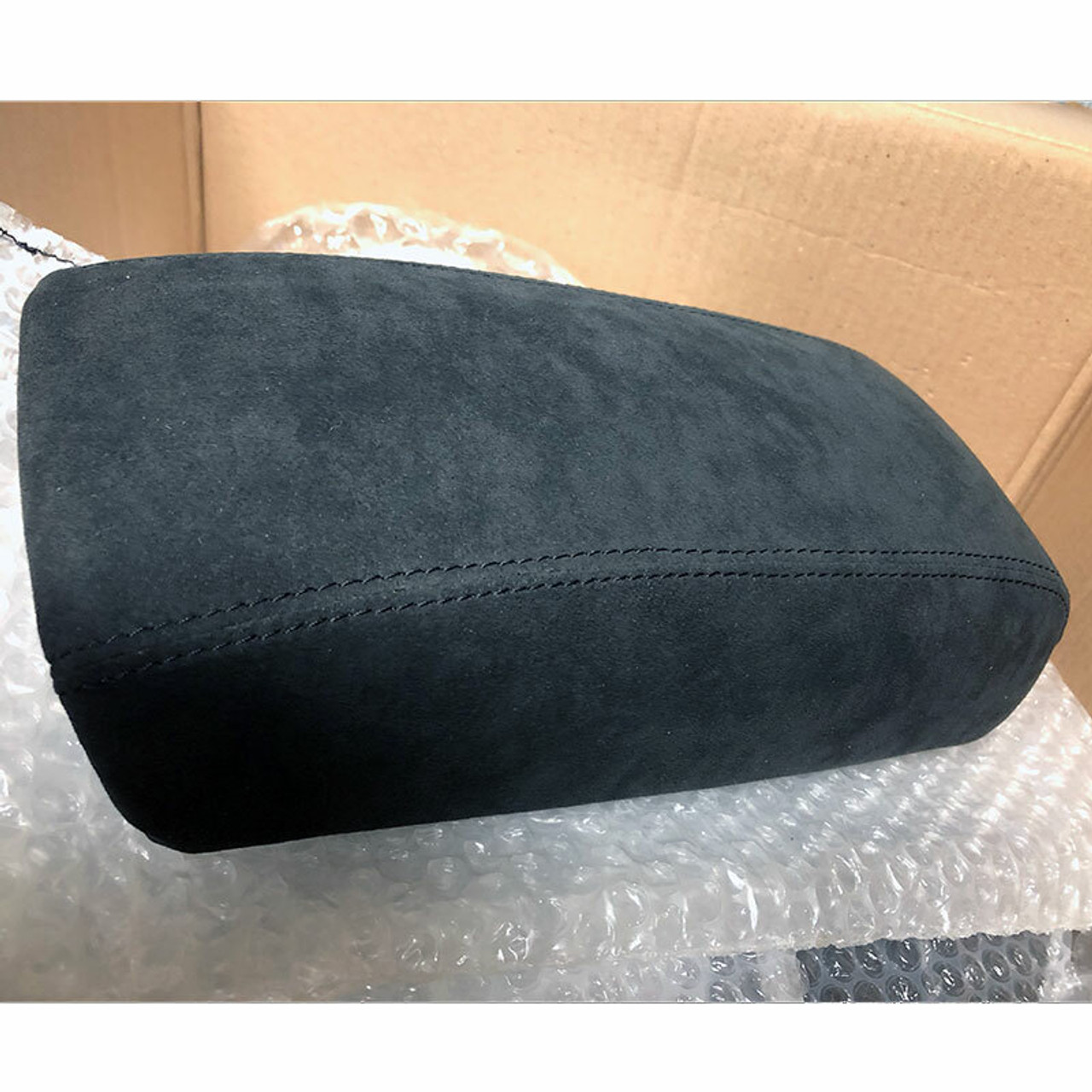 https://cdn11.bigcommerce.com/s-8ccba/images/stencil/1280x1280/products/8529/26159/viva-performance-volvo-850-s70v70c70-arm-rest-cover-upgrade__93573.1659679321.jpg?c=2