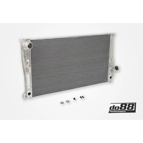 do88 Automatic Radiator, BMW 135i/335i N54/N55 (E82/E88/E9X) 07-13