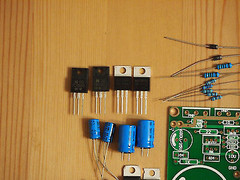 High current dual rail regulator kit for power amplifier or bench power supply !