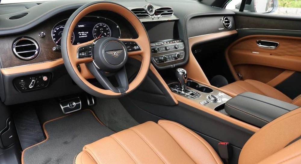 Bentley Bentayga Azure Steering Wheel
