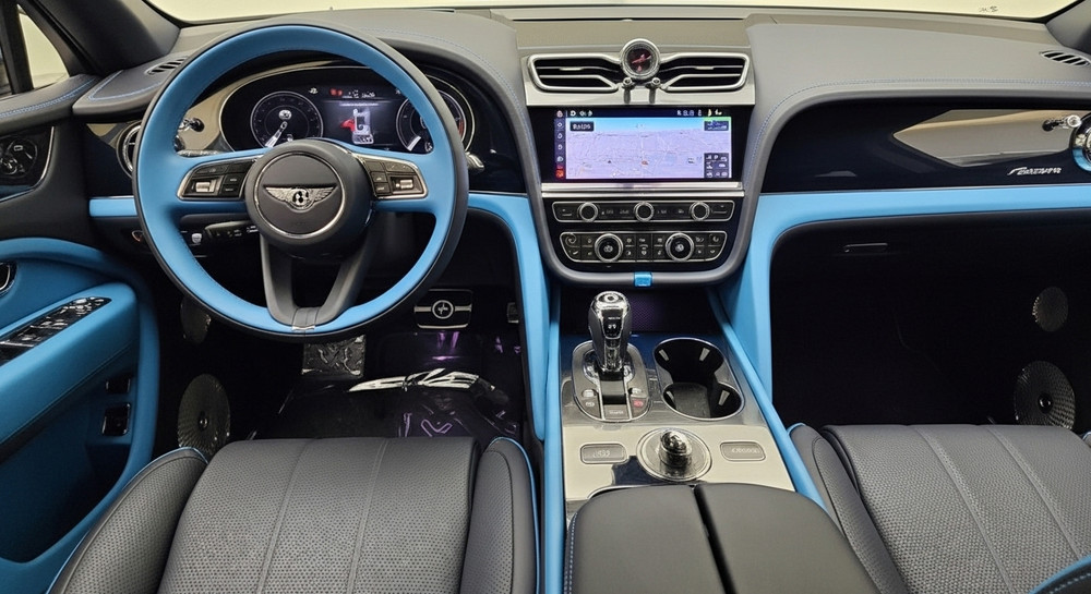 Bentley Bentayga Azure Steering Wheel