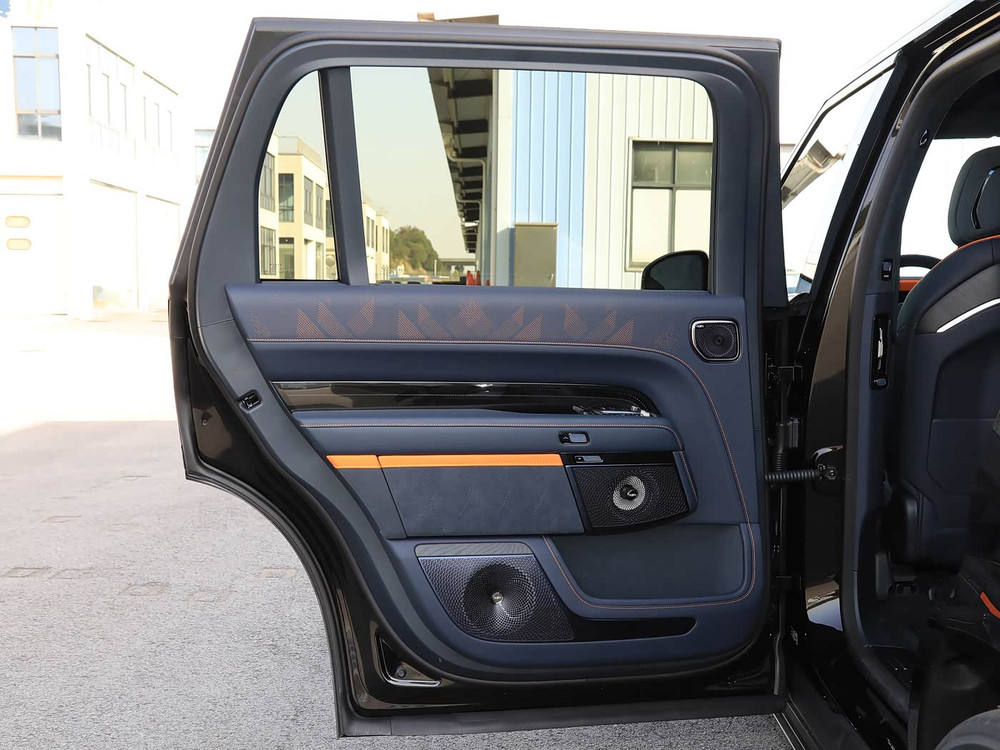 2026 Zeekr 9X Hyper - Polar Night Black / Stone Grey | REF020126