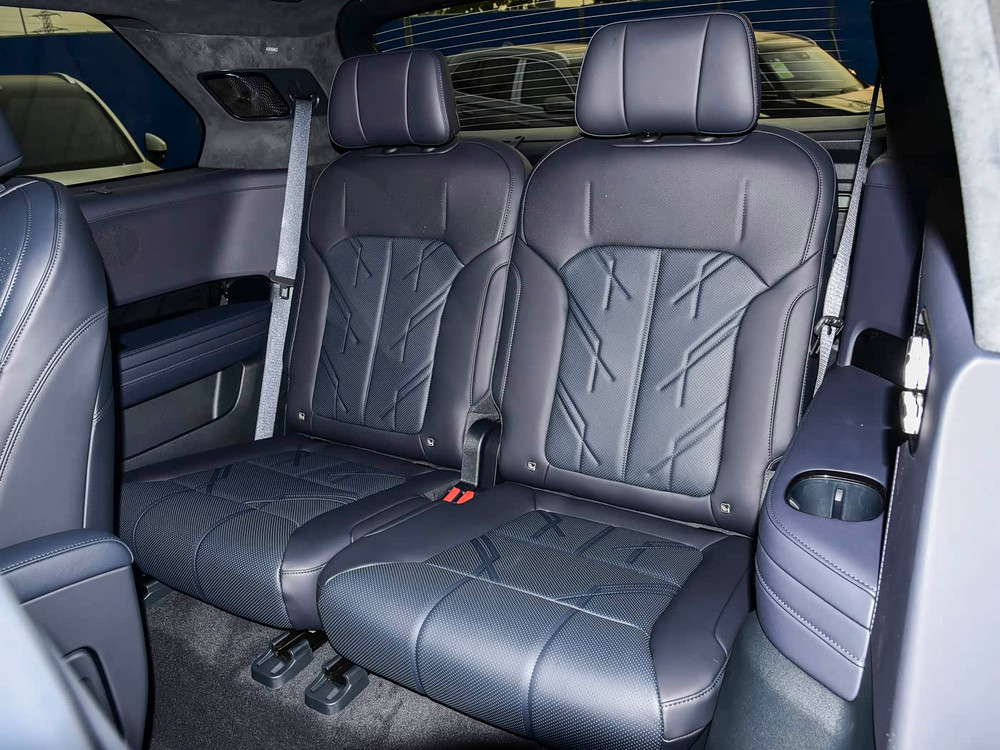 2026 Zeekr 9X Hyper - Polar Night Black / Midnight Blue | REF020426