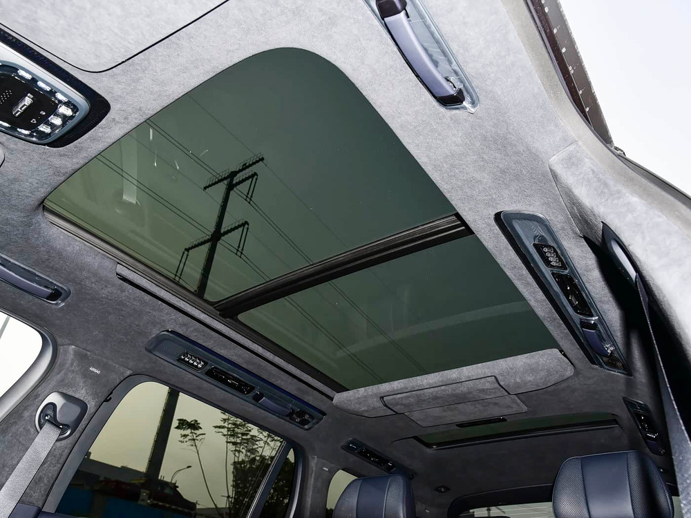 2026 Zeekr 9X Hyper - Polar Night Black / Midnight Blue | REF020426