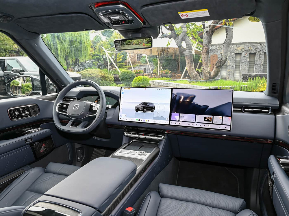 2026 Zeekr 9X Hyper - Polar Night Black / Midnight Blue | REF020426