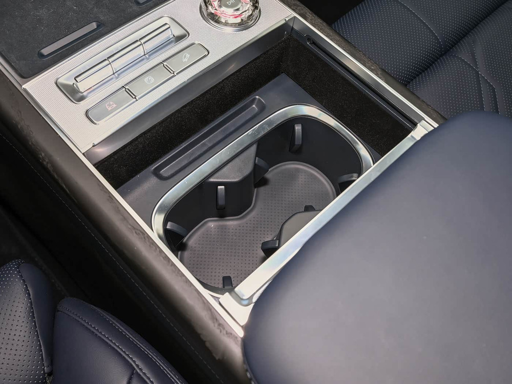 2026 Zeekr 9X Hyper - Polar Night Black / Midnight Blue | REF020426