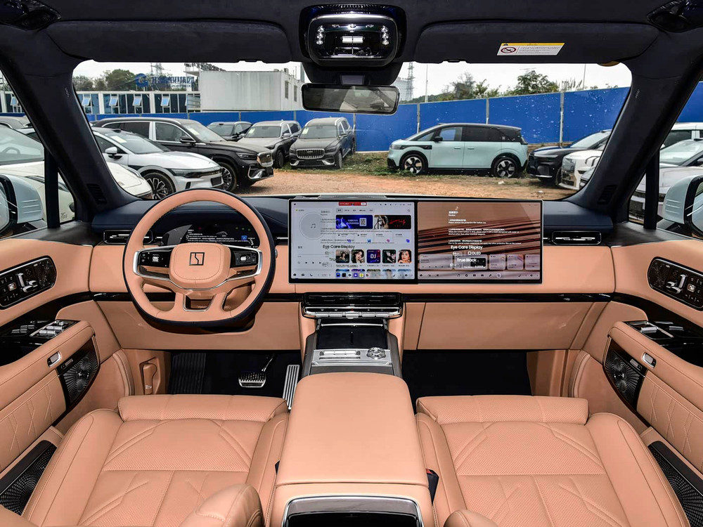 2026 Zeekr 9X Hyper - Space Silver / Dune Beige | REF020526