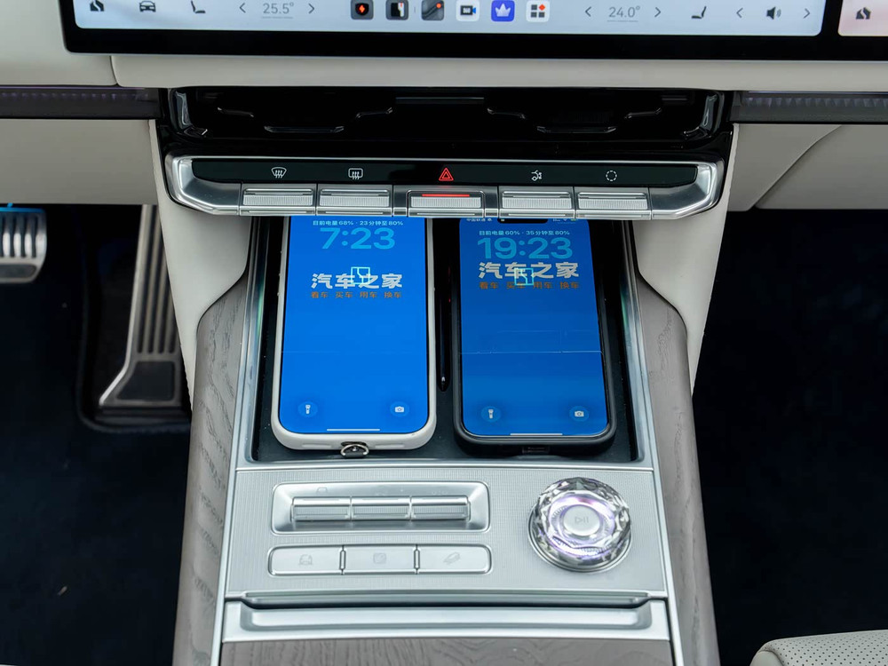 2026 Zeekr 9X Hyper - Lavender Purple / Platinum White | REF020526