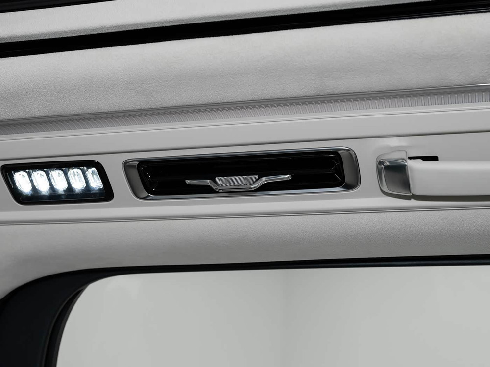 2026 Zeekr 9X Hyper - Berlin Grey / Platinum White | REF020526