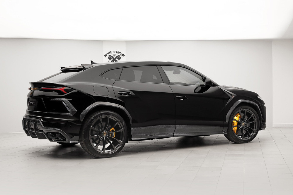 Custom Lamborghini Urus Carbon Fiber Widebody