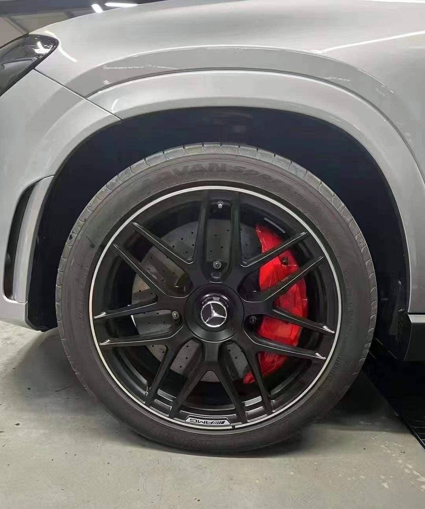 C63 AMG Carbon Ceramic Brakes