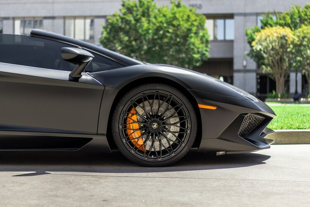 Lamborghini Aventador Carbon Ceramic Brakes