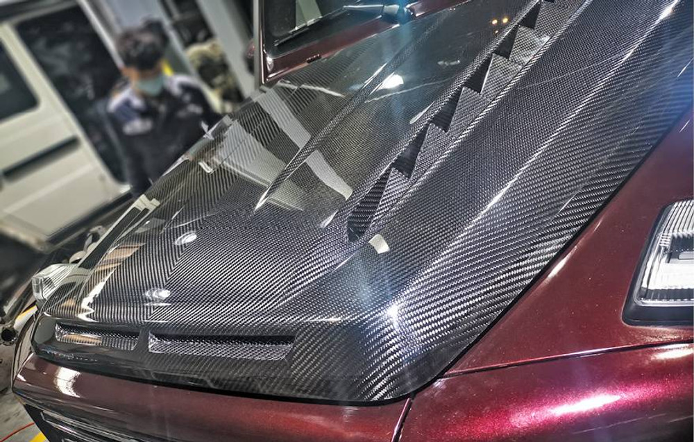 Players Club  Carbon Fiber Custom G580 Hood