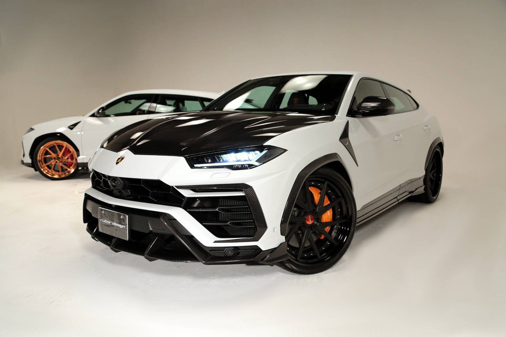 Widebody Lamborghini Urus Carbon Fiber Front Air Scoops