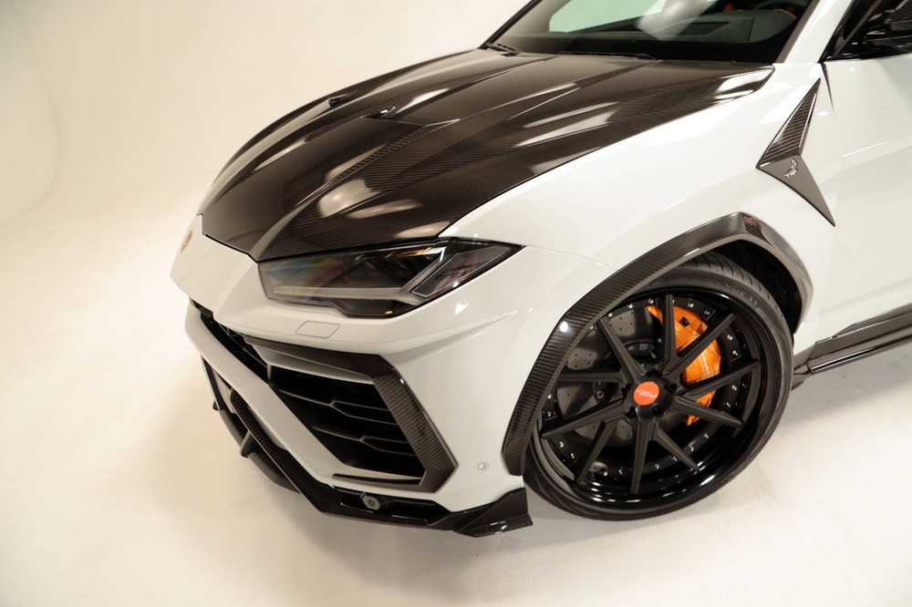 Widebody Lamborghini Urus Carbon Fiber Hood