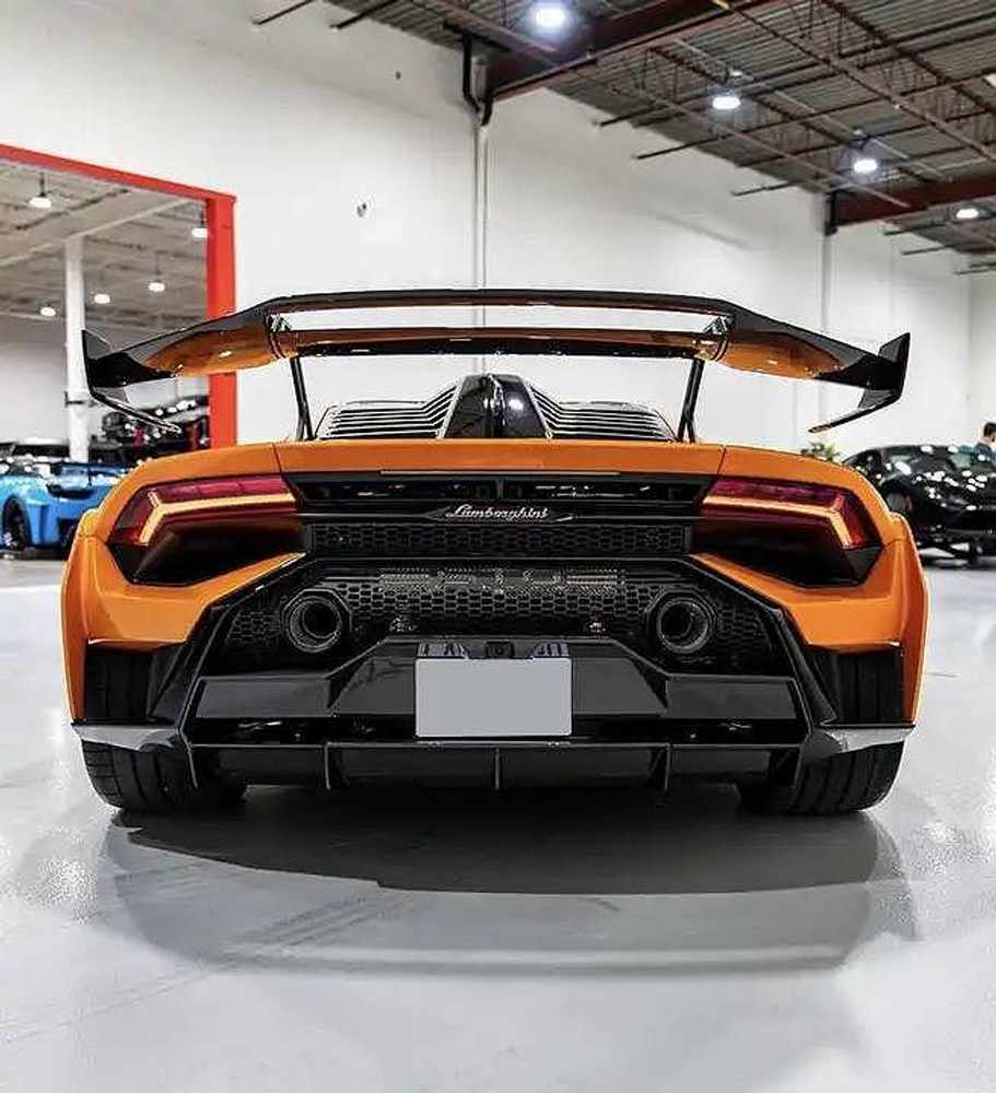 Lamborghini Huracan STO Wing