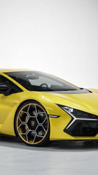 New Forged Wheels on a Lamborghini Revuelto