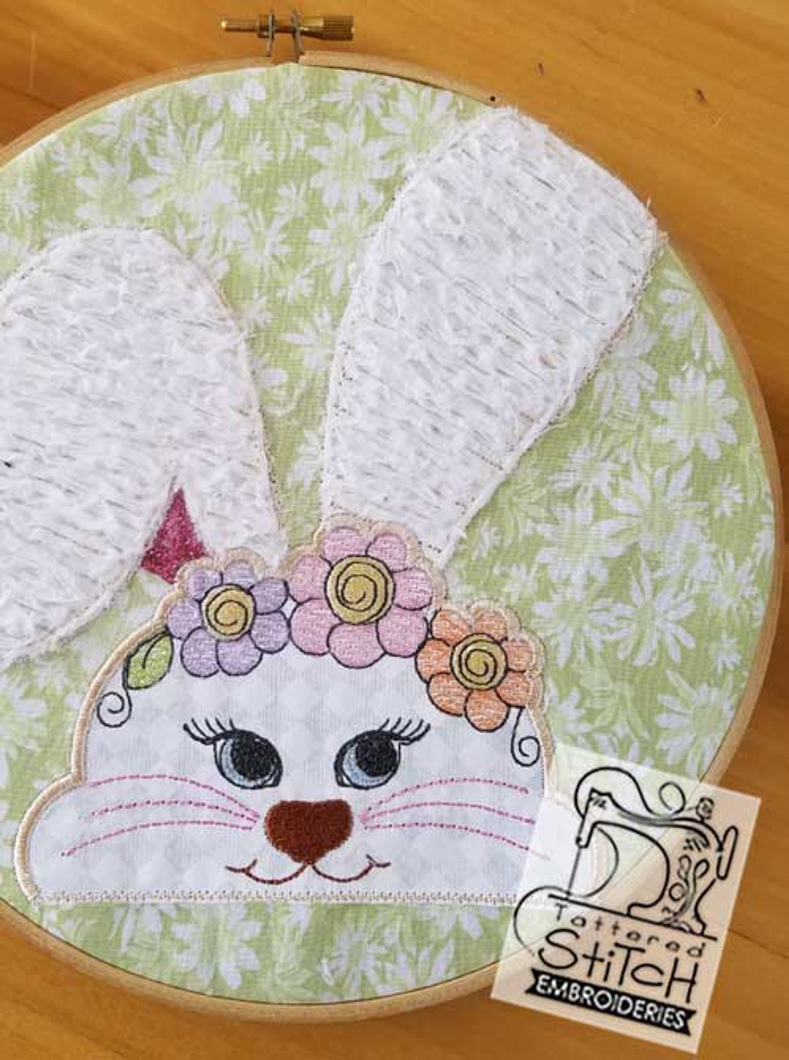 Peeking Bunny Block - Embroidery Designs & Patterns