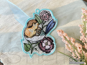 Bird of the Month - March Robin Free Standing Lace  - Embroidery Designs