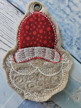 Gnome Garland  -  Embroidery Designs